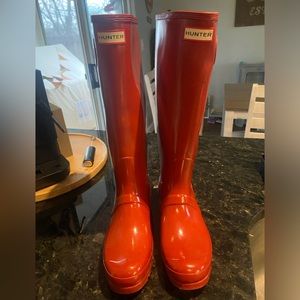 Women’s Re Hunter Boots Size 10